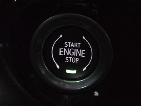 Used 2024 GMC Sierra 1500 Elevation image 11