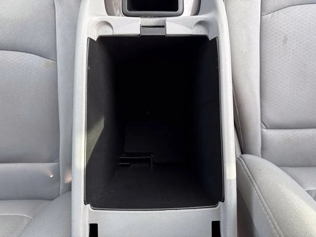 Used 2024 Chevrolet Malibu LT FWD image 33