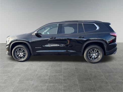 Used 2025 GMC Acadia Elevation image 2