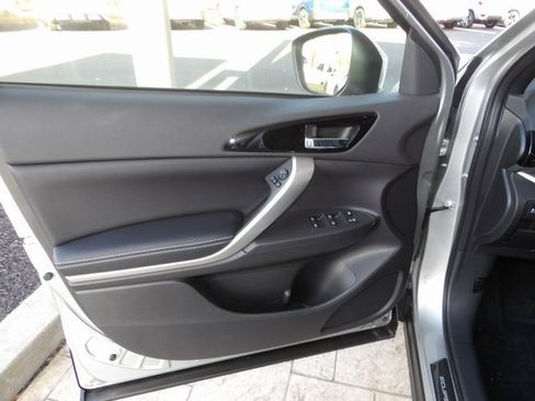 New 2026 Mitsubishi Eclipse Cross SEL image 19