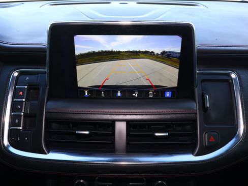 Used 2022 Chevrolet Tahoe RST w/ Sport Performance Package image 31