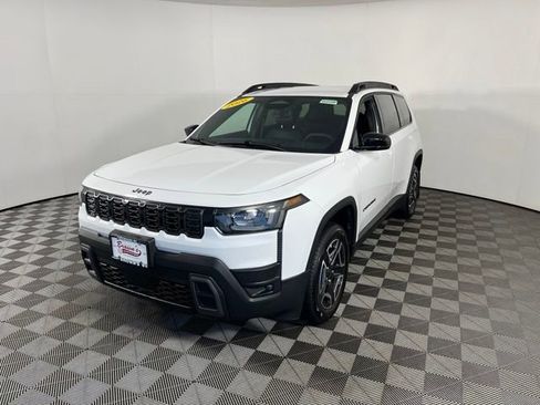 Used 2026 Jeep Cherokee Limited AWD/4WD image 3