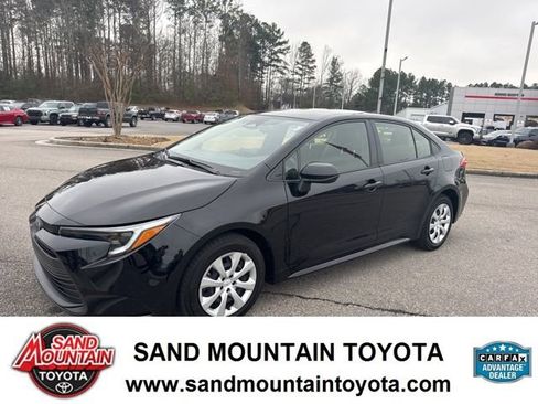 Used 2024 Toyota Corolla LE image 6