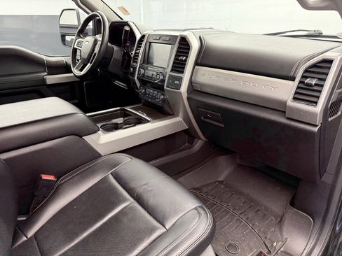 Used 2021 Ford F250 Lariat w/ Lariat Ultimate Package image 50
