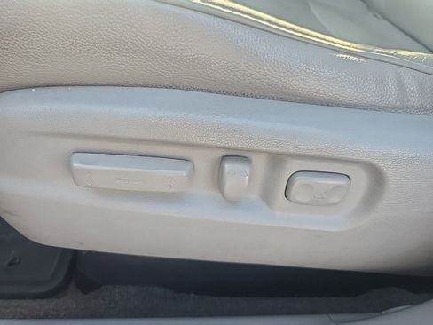 Used 2013 Honda Pilot Touring image 10