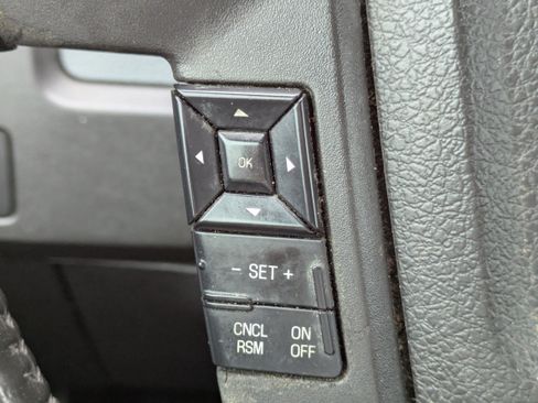 Used 2014 Ford F150 XLT w/ Equipment Group 302A Luxury AWD/4WD image 22