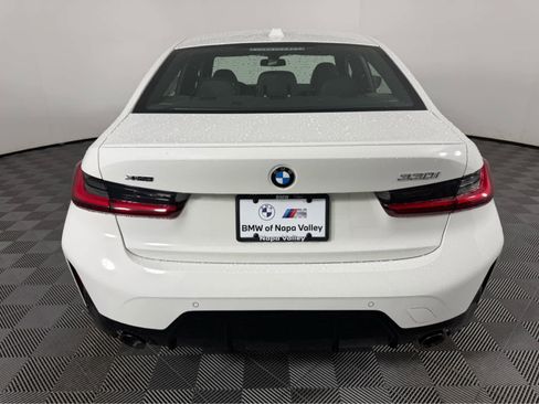 New 2026 BMW 330i xDrive Sedan w/ M Sport Package image 5