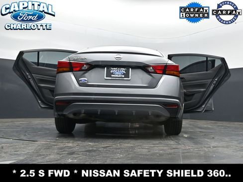 Used 2024 Nissan Altima 2.5 S FWD image 38