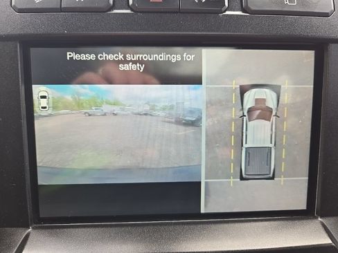 Certified 2017 Ford F150 Raptor w/ Equipment Group 802A Luxury AWD/4WD image 43