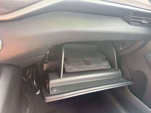 Used 2025 Nissan Altima 2.5 SV FWD image 30