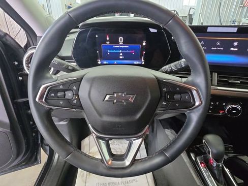 Used 2025 Chevrolet Trax ACTIV w/ Driver Confidence Package FWD image 18