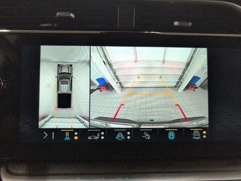 Used 2023 GMC Sierra 1500 Denali w/ Technology Package AWD/4WD image 15