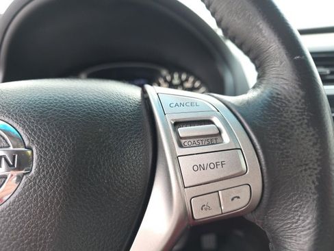 Used 2015 Nissan Altima 2.5 SV image 17