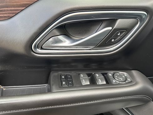 Used 2023 Chevrolet Tahoe LT w/ Luxury Package image 10