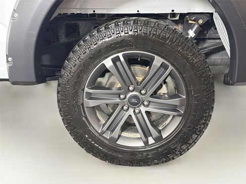 Used 2022 Ford F150 XLT w/ Equipment Group 302A High image 33