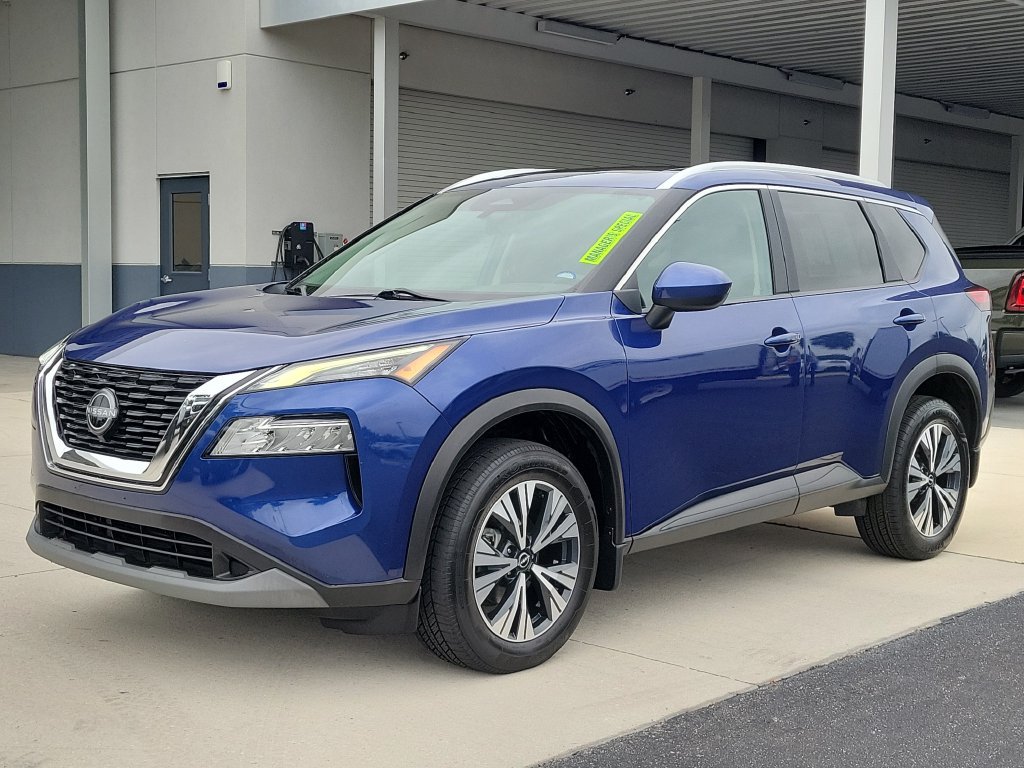 Used 2023 Nissan Rogue SV w/ SV Premium B Package AWD/4WD image 3