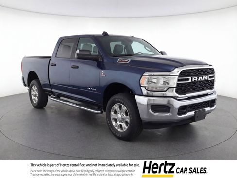 Used 2025 RAM 2500 Big Horn AWD/4WD image 1