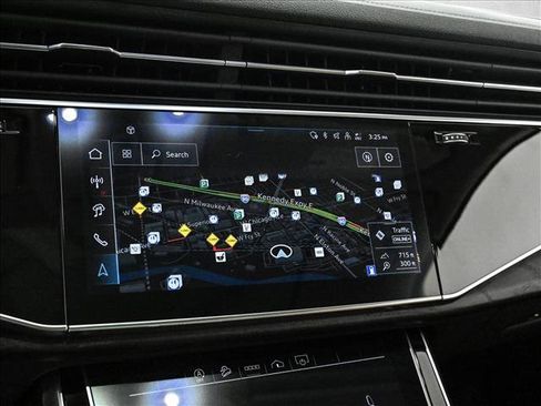 Certified 2025 Audi Q7 2.0T Premium Plus w/ Premium Plus Package AWD/4WD image 13
