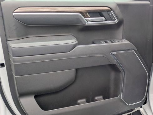 Certified 2025 Chevrolet Silverado 1500 LT w/ Safety Package image 11