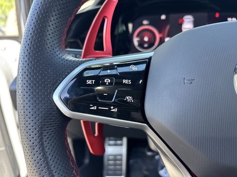 Used 2024 Volkswagen GTI SE w/ MDO Package image 26