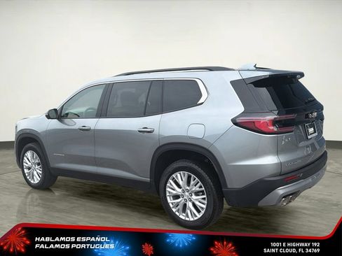 Certified 2026 GMC Acadia Elevation w/ Elevation Premium Package FWD image 4
