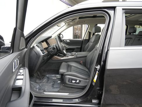 Used 2020 BMW X7 xDrive40i w/ Premium Package image 21