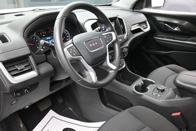 Used 2023 GMC Terrain SLE w/ Driver Convenience Package FWD image 14
