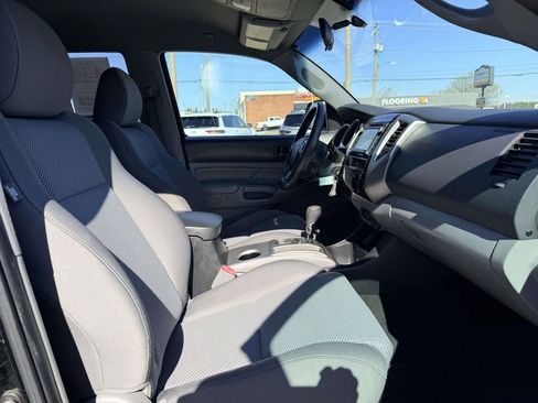 Used 2014 Toyota Tacoma PreRunner w/ TRD Sport Package image 14