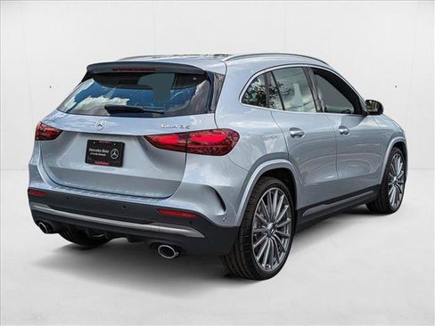 New 2025 Mercedes-Benz GLA 35 AMG 4MATIC image 2