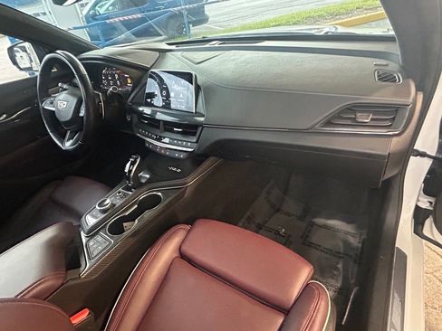 Used 2022 Cadillac CT4 V w/ Navigation Package image 25