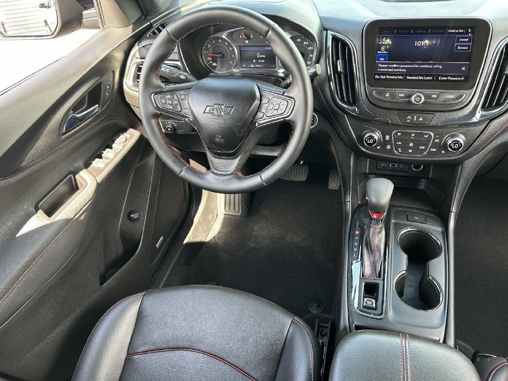 Used 2022 Chevrolet Equinox RS w/ RS Leather Package FWD image 14