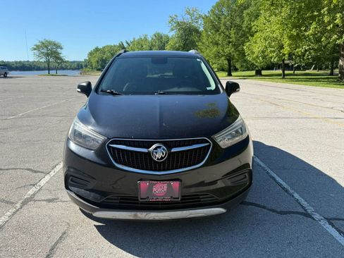Used 2017 Buick Encore Preferred FWD image 2