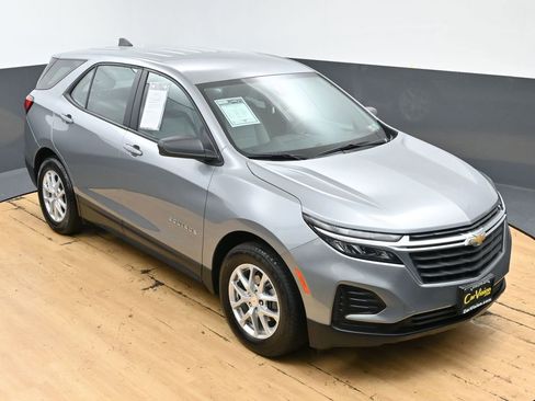 Used 2024 Chevrolet Equinox LS image 40