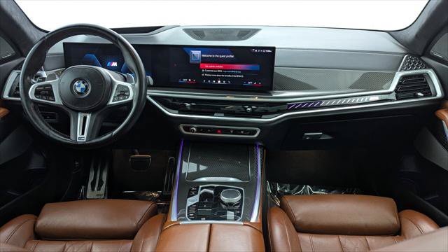 Used 2024 BMW X7 M60i AWD/4WD image 27