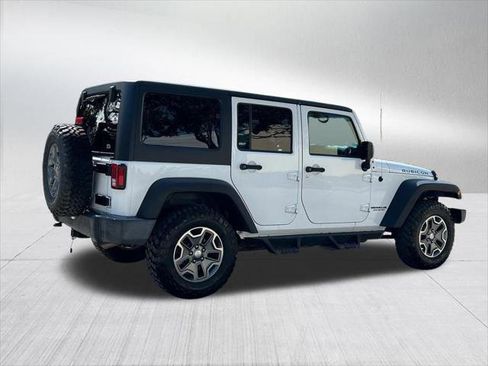 Certified 2017 Jeep Wrangler Unlimited Rubicon w/ Connectivity Group image 5