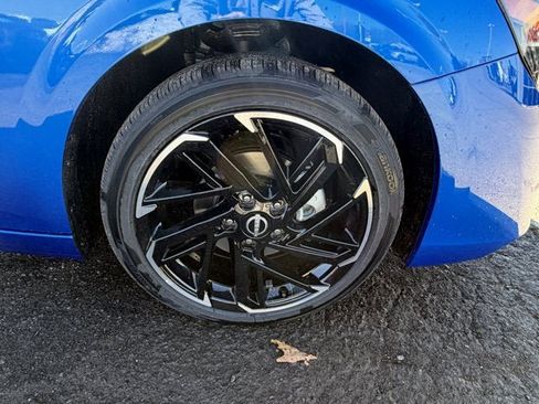 New 2026 Nissan Sentra SR w/ SR Premium Package FWD image 5