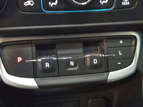 Used 2022 GMC Terrain SLE w/ Driver Convenience Package FWD image 20