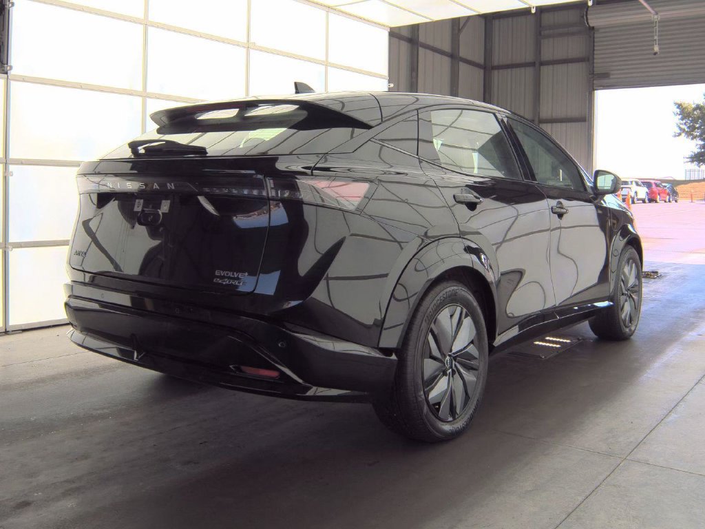 Certified 2023 Nissan Ariya AWD image 3
