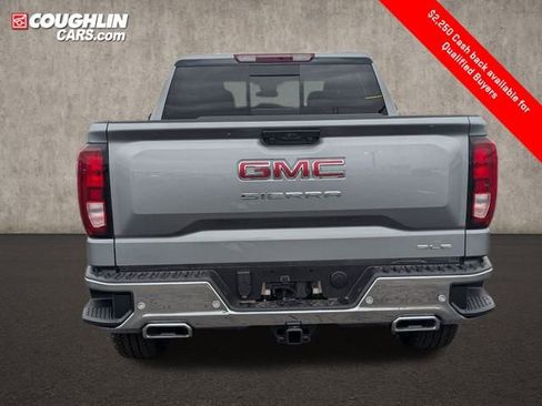New 2026 GMC Sierra 1500 SLE image 6