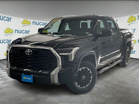 Used 2022 Toyota Tundra SR5 image 3