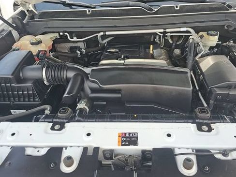 Used 2016 Chevrolet Colorado Z71 AWD/4WD image 4