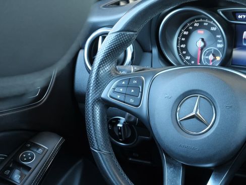 Used 2020 Mercedes-Benz GLA 250 image 20