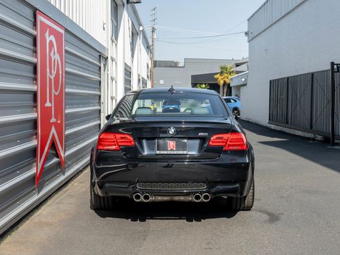 Used 2011 BMW M3 Coupe RWD image 28