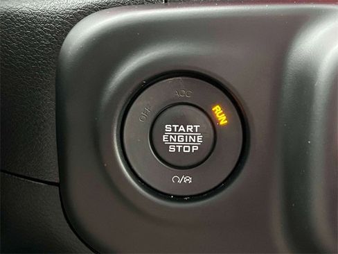 Used 2021 Jeep Wrangler Unlimited Rubicon image 22