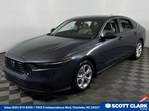 New 2025 Honda Accord LX image 3