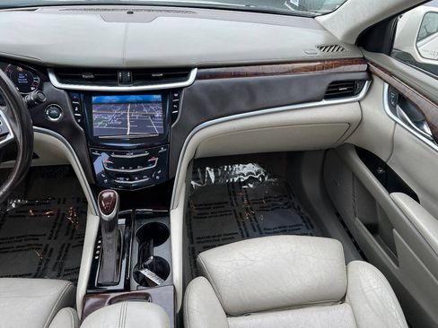Used 2013 Cadillac XTS Platinum AWD/4WD image 34