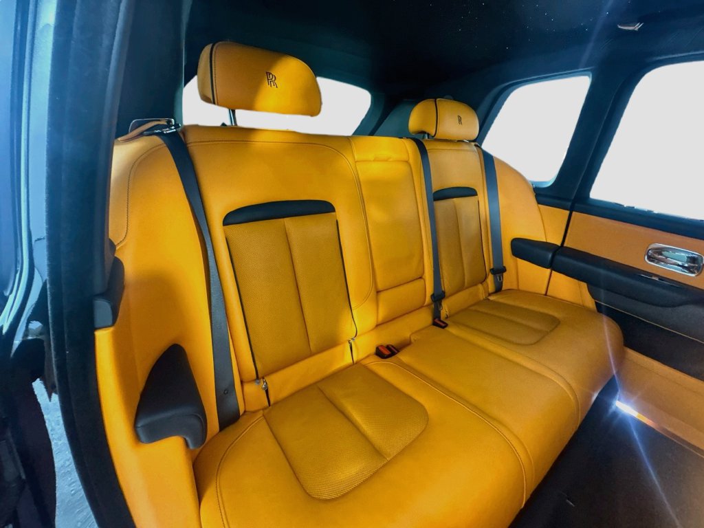 Used 2023 Rolls-Royce Cullinan AWD/4WD image 28
