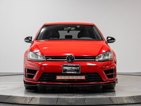 Used 2016 Volkswagen Golf R 4-Door image 36