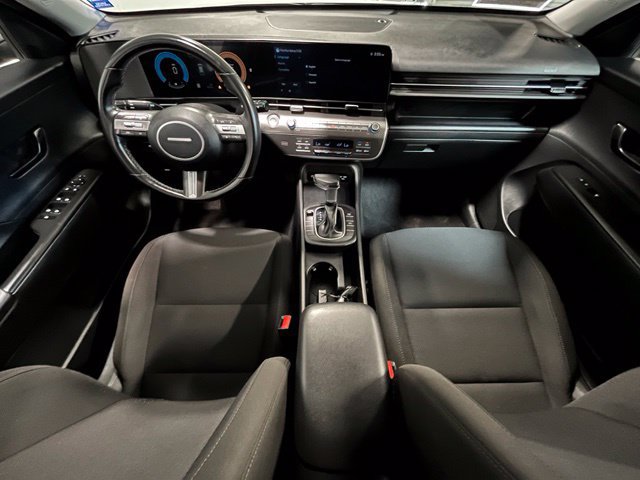 Used 2024 Hyundai Kona SEL AWD/4WD image 17