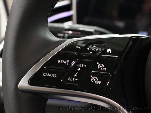 Used 2025 Mercedes-Benz E 450 4MATIC Sedan image 23